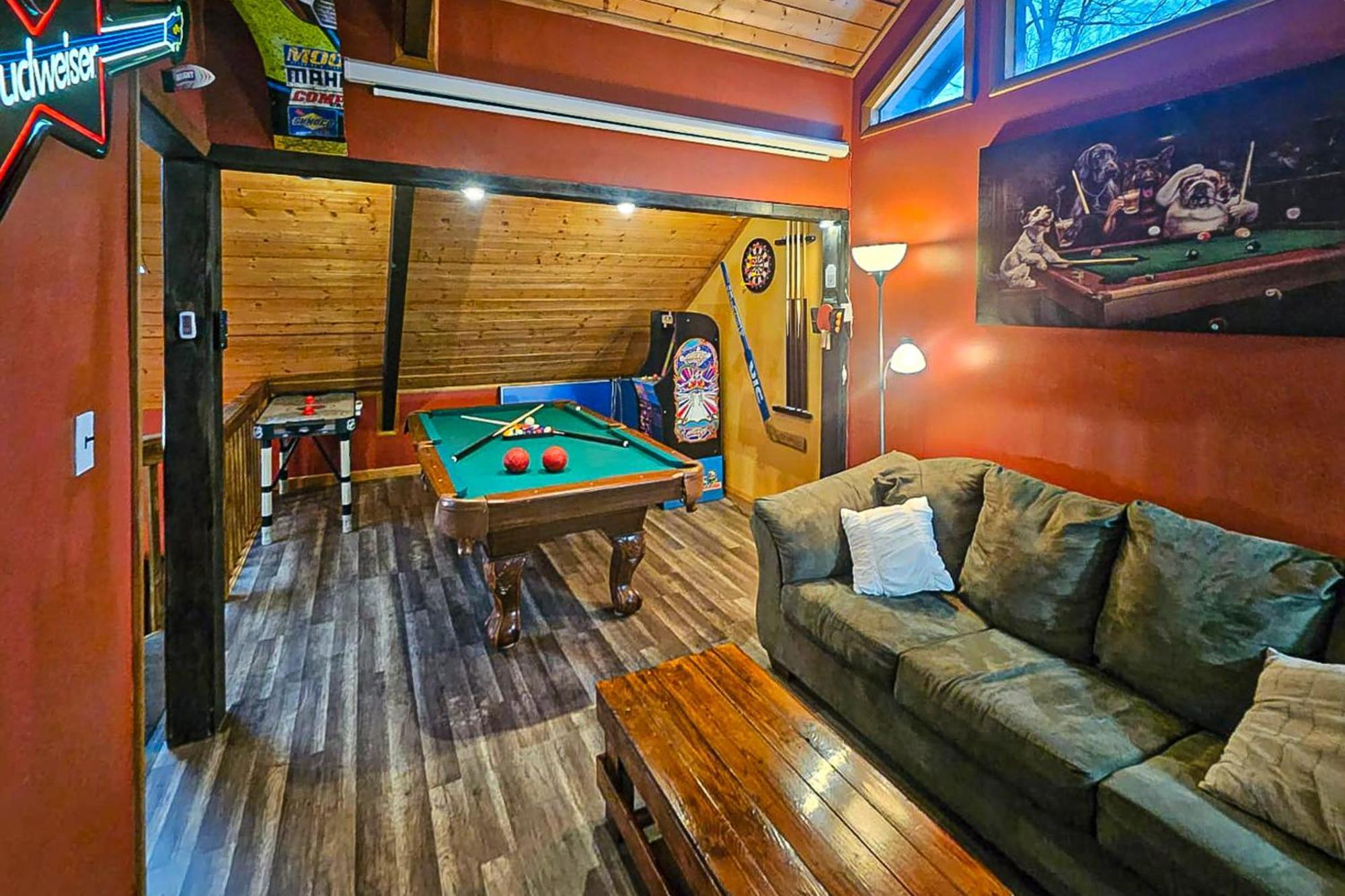 A Rustic Getaway At A Pocono Country Place Holiday home Tobyhanna