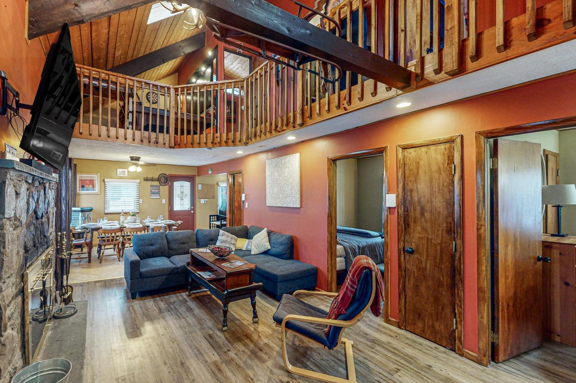 A Rustic Getaway At A Pocono Country Place Holiday home